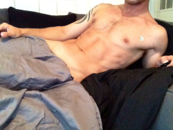 wildbait:  Co[m]e Back To Bed -NSFW Posted by Reddit user GentThrowaway