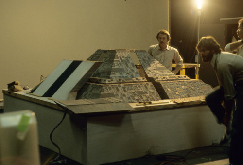evilnol6:  .creating Tyrell Corporation building on the set of “Blade Runner”, 1981 