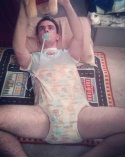 dreamsofdiapers:  #diapers #abdl #adultbaby #abdlonesie #adultbabyonesie