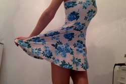 spmib:  routeninetyfour:  I am so in love with my new dress 