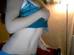 keepita-secrett:  I started working out again. I’m trying :c