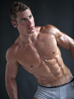 billyraysorensen:  Tim McComsey — beauty … 