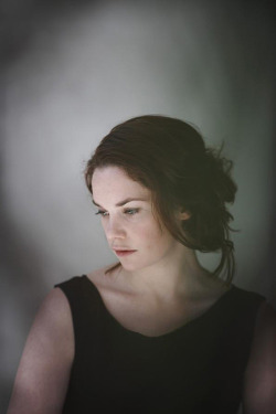 slowlyeden:  Ruth Wilson by Hugo Glendinning x 