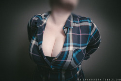 friskyarcherx:  cleavage with hipster filter, part 4