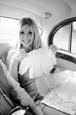 luciferlaughs:Photos of pregnant actress Sharon Tate shortly