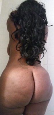 thicksexyasswomen:  nastynate2353:  Dirty Diana fresh out the