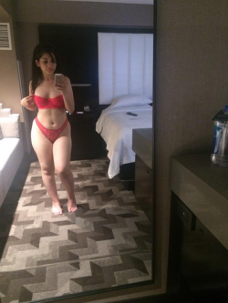 i-sell-my-dreams:  Nadia Ali 