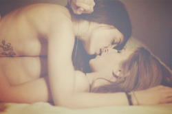 the-inspired-lesbian:  Love and Lesbians ♡ 