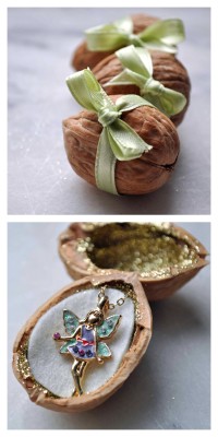 truebluemeandyou:DIY Easy Fairy Walnut Gift Box Tutorial from Curly