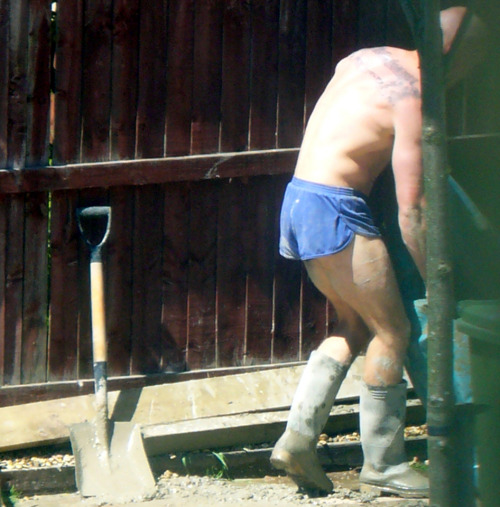 mucmuscle:working blue sprinter