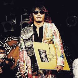 heelsteven: Walking into work like this #hiromutakahashi #LosIngobernablesDeJapon