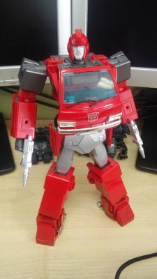 aeonmagnus:  Transformers Masterpiece MP-27 Ironhide.