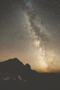 man-and-camera:  Milky Way over Pinnacle Peak ➾ Luke Gram