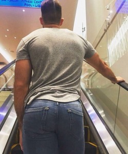 Muscle Hank's Men