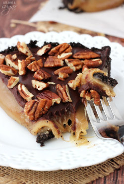 confectionerybliss:  Caramel Turtle Pie | Life, Love And Sugar