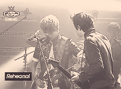 yonghwafanforever-deactivated20:  CNBlue - Show Champion BackStage