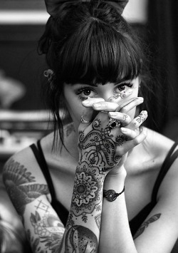 tattoobodies:  Hannah Snowdon