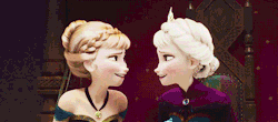 clarabosswins:  the way elsa covers her mouth when she laughs