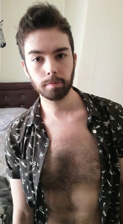 supervixious:  too hot to keep my shirt buttoned up 