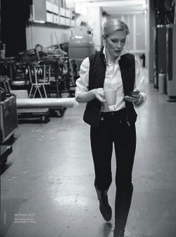 knitmeapony:  emilyafter:  iheartcate:  Cate Blanchett photographed