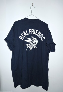 lettheoceantakemee:  my Real Friends shirt :) 