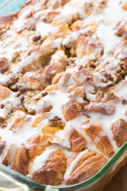 sweetoothgirl:    PUMPKIN MONKEY BREAD FRENCH TOAST  