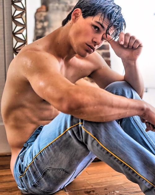 Beautiful Males 2