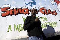 SHAQ-A-CLAUS