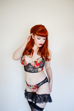 sierramckenzie:  wearing the layla lingerie set by bettiefatal.