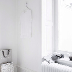 live minimalistic