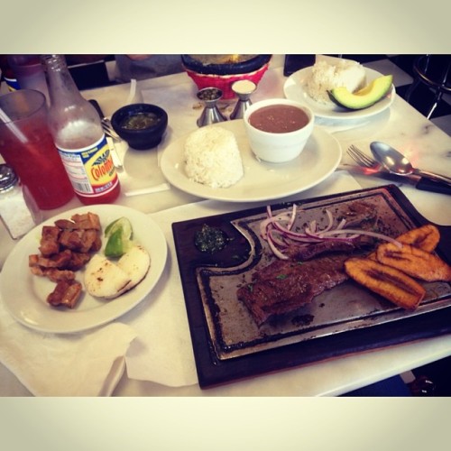 That shit right there NigGA!!!!!  ðŸ˜³ðŸ˜ðŸ˜ðŸ‘ŒðŸ™Œ @fffritzzz   #colombian #chicharron #churrasco #rice #beans #colombiana #ajiaco #sweetplantains #fire #toogood #lunchwiththeboss #foodporn #spanishfood #heaven #colombianmood (at Ajiaco’s Grill)