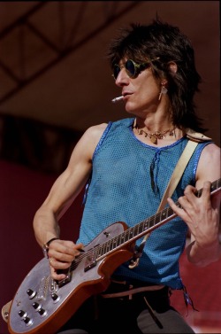 sadbarrett:Ronnie Wood, Crossfire Hurricane