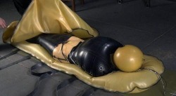 gummigimp:  prepare inflatable rubber slave 