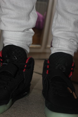 champagnemcm:  Like why you staring at my yeezys 