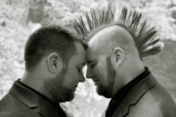 punkcub101:  One of my favourite pictures from my wedding   This is so adorable and I hope to have someone like that in my life soon and also I&rsquo;m sorry the first thing that came to mind when seeing this was a pun about a &ldquo;hair-raising experien