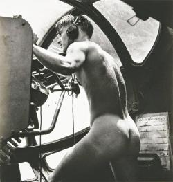 historicaltimes:  The Naked Gunner, Rescue at Rabaul, 1944 Crewman