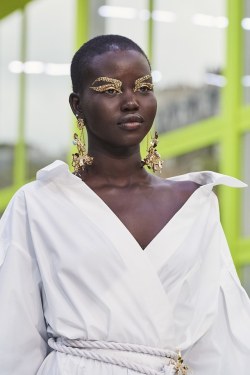 poisonedsequin:adut akech || valentino spring 2020 rtw 