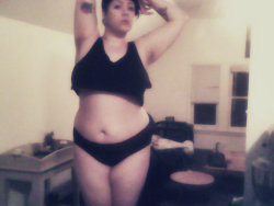 chubby-bunnies:  I unapologetically love my fat body.23/us size