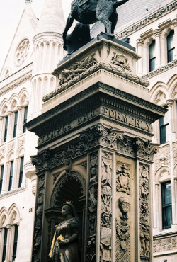 temple statue by bendisdonc on Flickr.