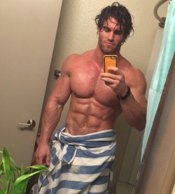 bladeyamagishi:  Calum Von Moger 