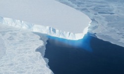 currentsinbiology:  Western Antarctic ice sheet collapse has