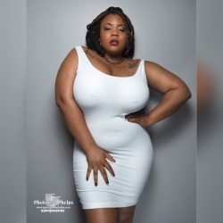 first shoot with Dee Dee @simpliibutta who definitely filled out this white dress.  #busty #phat #photosbyphelps #whitedress #photography #ink #tattooed #fashion #plusmodel