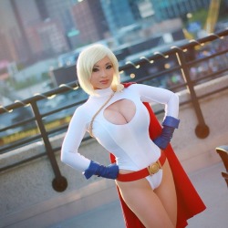 yayacosplay:Power Girl at sunset! I don’t have the Photographer’s