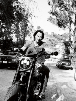 thorodinson: Keanu Reeves photographed by Simon Emmett for Esquire