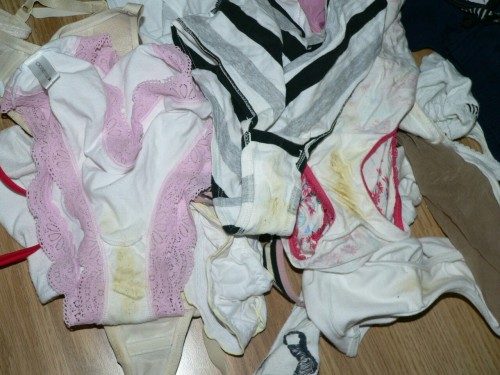 sloggi1970:  #soiled panty #dirty panty #wifes dirty panties # stained