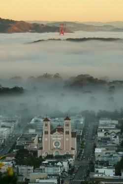 fabulousplaces:  The Layers of SF by SF Brit on Flickr. 