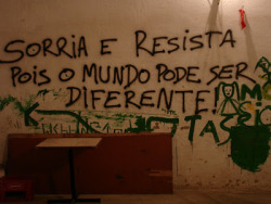 ladra-desonhos-12.tumblr.com/post/104452013449/