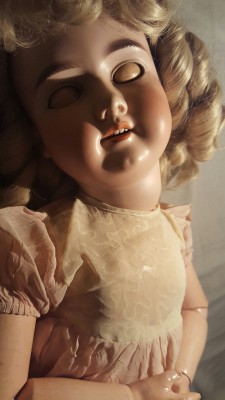 BROKEN DOLL