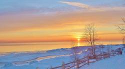 americana-plus:  John Edmondson, beautiful sunrise over Lake