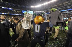 latimes:  Seattle Seahawks beat Denver Broncos, 43-8, in Super